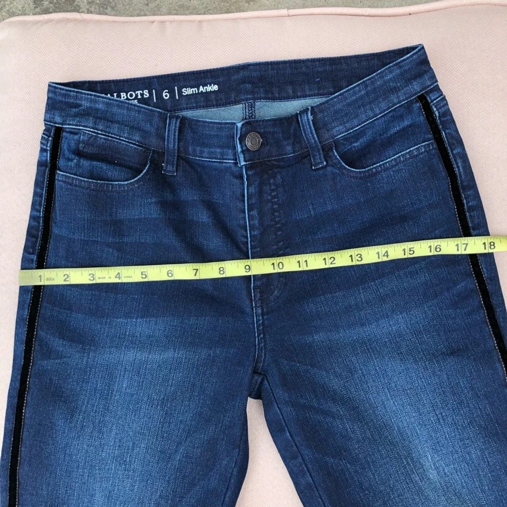 Talbots Flawless Stretchy Black Velvet‎ Trim Sides Blue Wash Slim Ankle Jeans 6